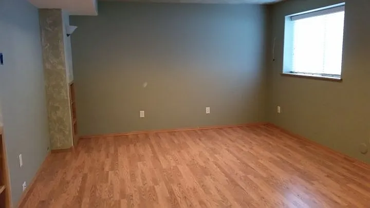 1270 Poe St — Photo 4