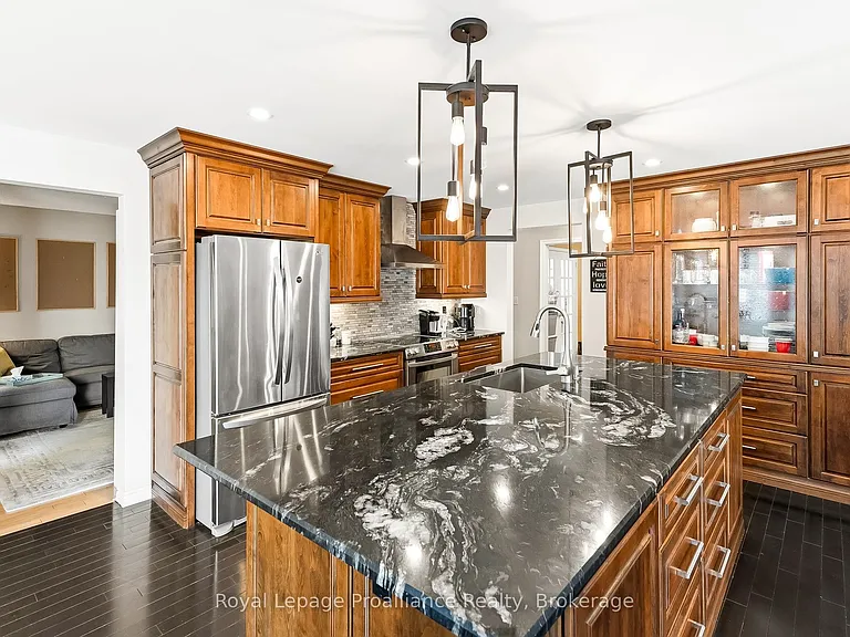 37 Ravine Dr — Photo 19