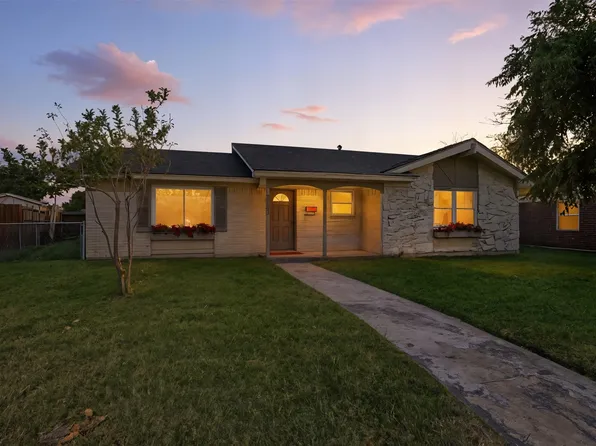 3935 Glenhaven Cir, Garland, TX 75042