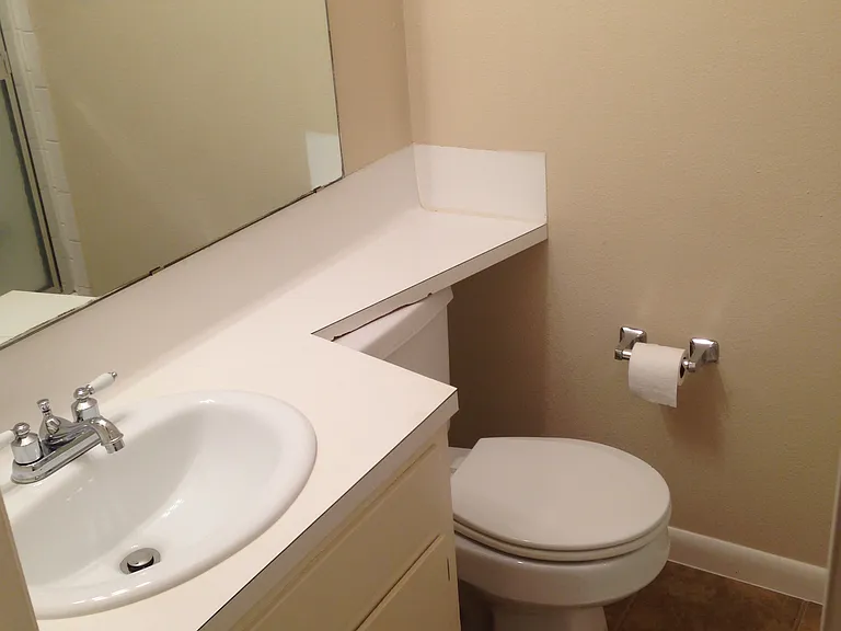 6806 Lexington Rd #B — Photo 18
