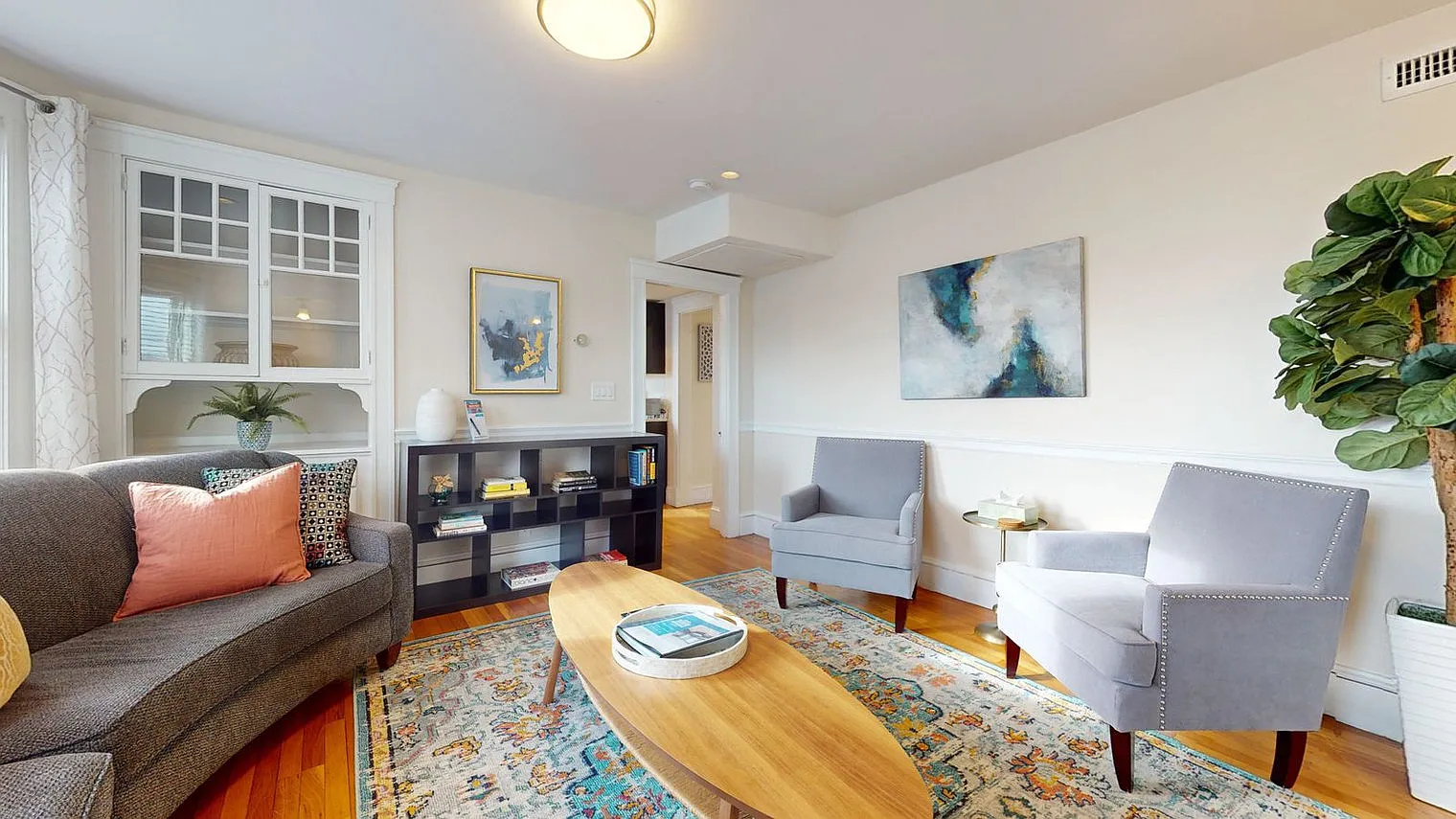 5 bed, 2.0 bath, 1593 sqft, $6,497 — Photo 3