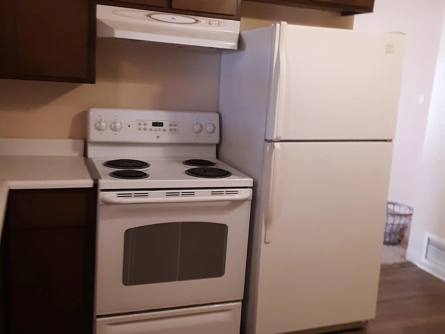 2 bed, 800 sqft, $1,200 — Photo 4