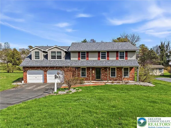 2337 Silo Dr, Easton, PA 18040