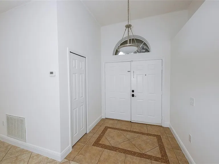16686 Corner Cove Way — Photo 4