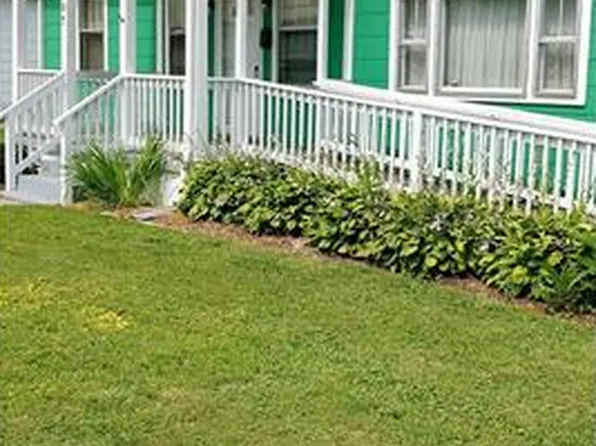 107 S 6th Ave, Hopewell, VA 23860