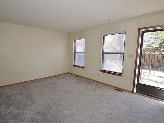 4th image of 8626 Alpine Dr