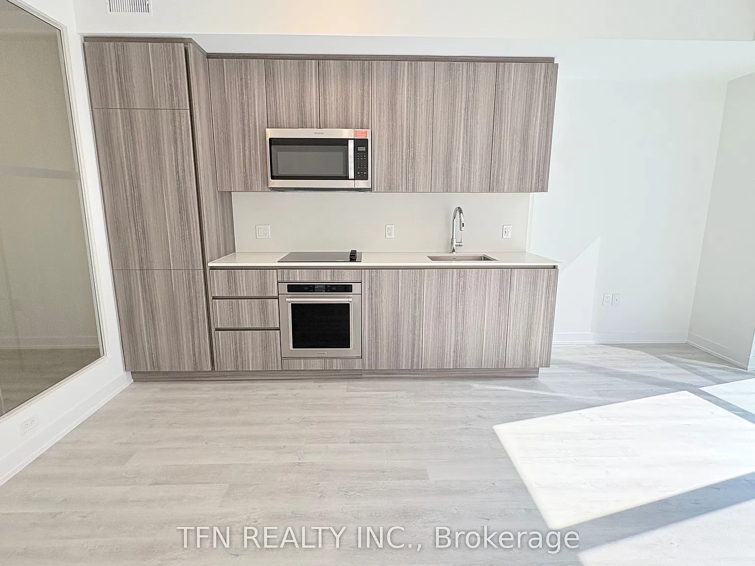 15 Richardson St — Photo 2