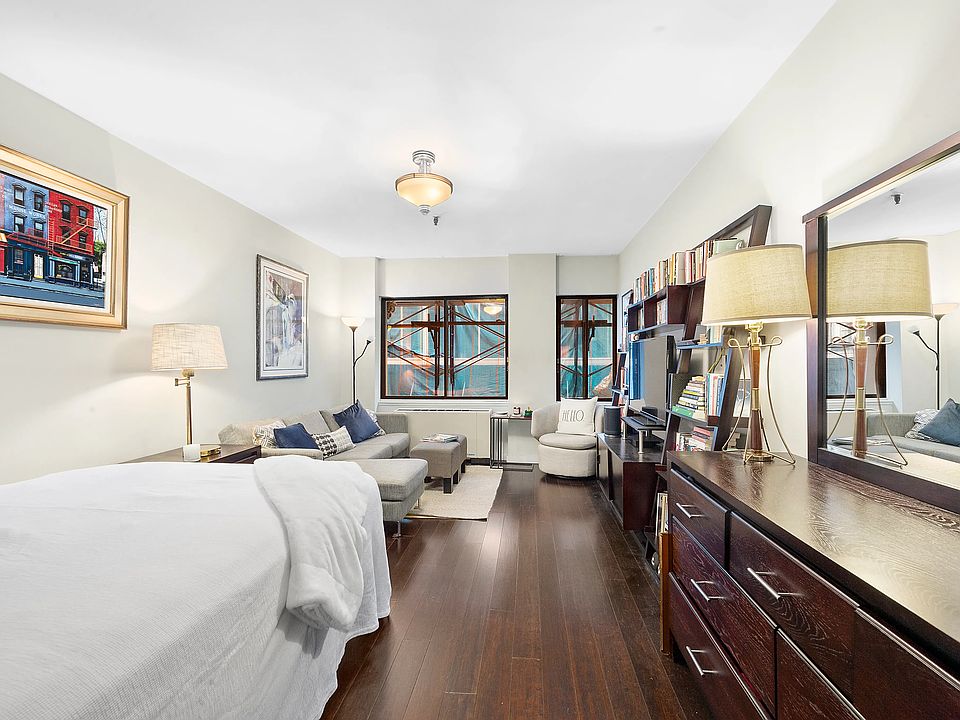 1st image of 67 E 11th St APT 219