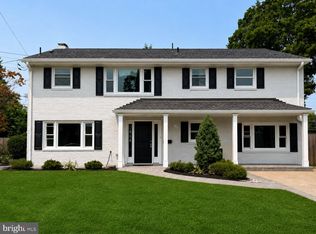 8118 Ainsworth Ave, Springfield, VA 22152