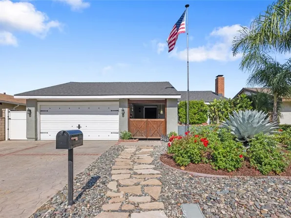 27472 Sycamore Creek Dr, Santa Clarita, CA 91354