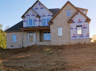 243 Pipers Rdg W, Winston-Salem, NC 27127