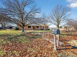 801 N Main St, Dodd City, TX 75438