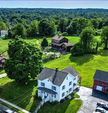 2nd image of 380 Orange Avenue