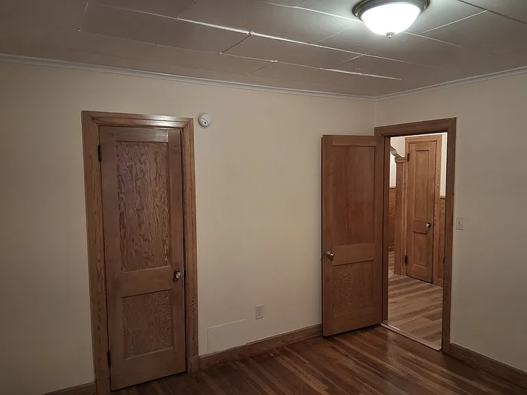 19 Cook St #2 — Photo 8