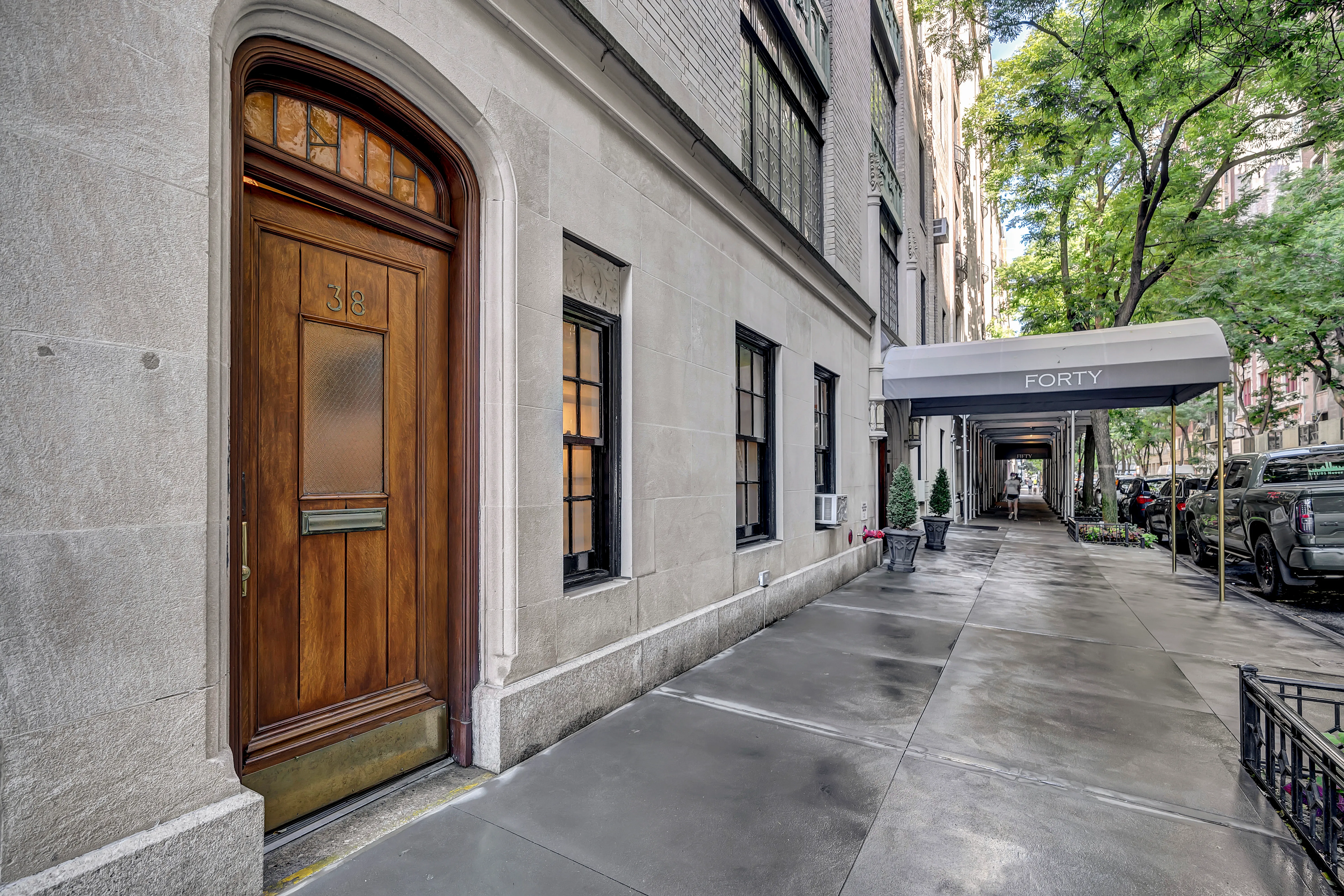 40 West 67th Street #1B in Lincoln Square, Manhattan