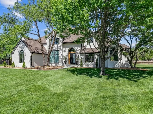 1156 N Linden Cir, Wichita, KS 67206
