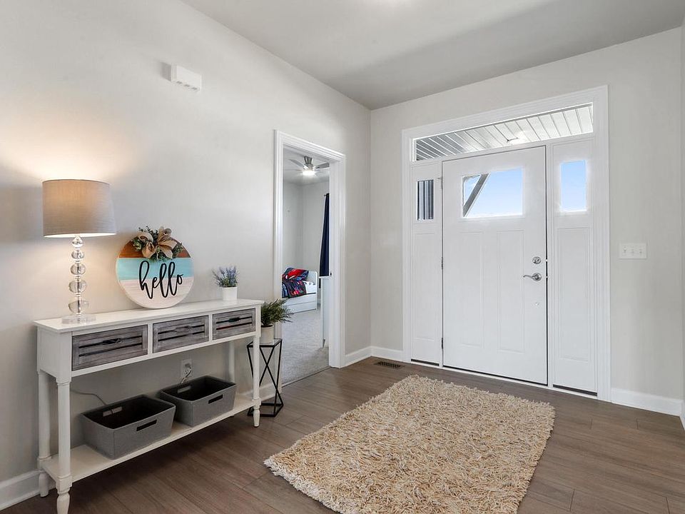 1st image of 560 N Boulder Ridge DRIVE