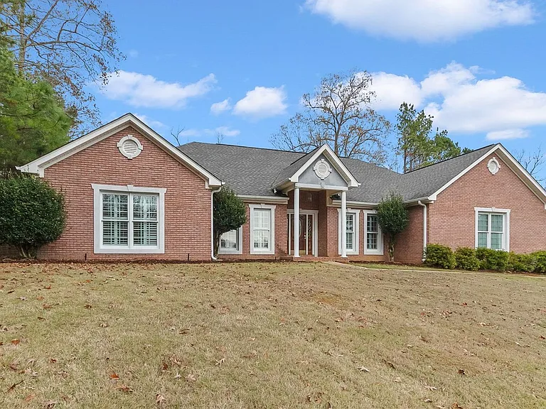 10495 Royal Points Dr — Photo 2