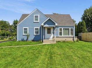 829 N Roy Ave, Melrose Park, IL 60164