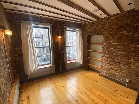 Rented by Nooklyn NYC LLC | media 5