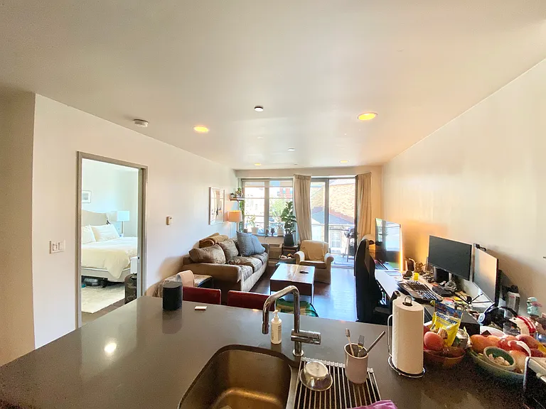 155 N 4th St #3D — Photo 7