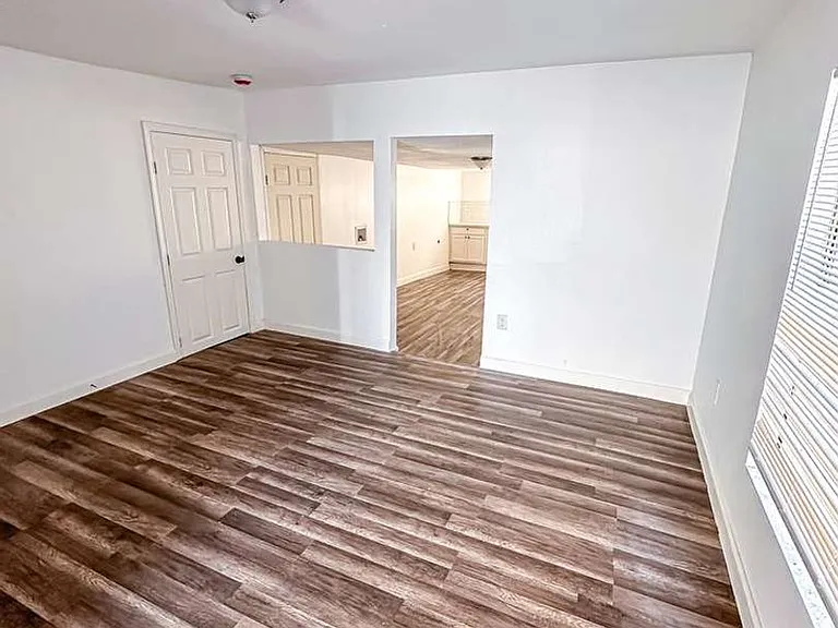 2555 Pierce St — Photo 36