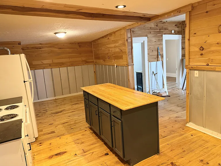 756 Benson Ave #1 — Photo 4