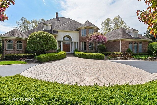1st image of 5 Watergate Dr