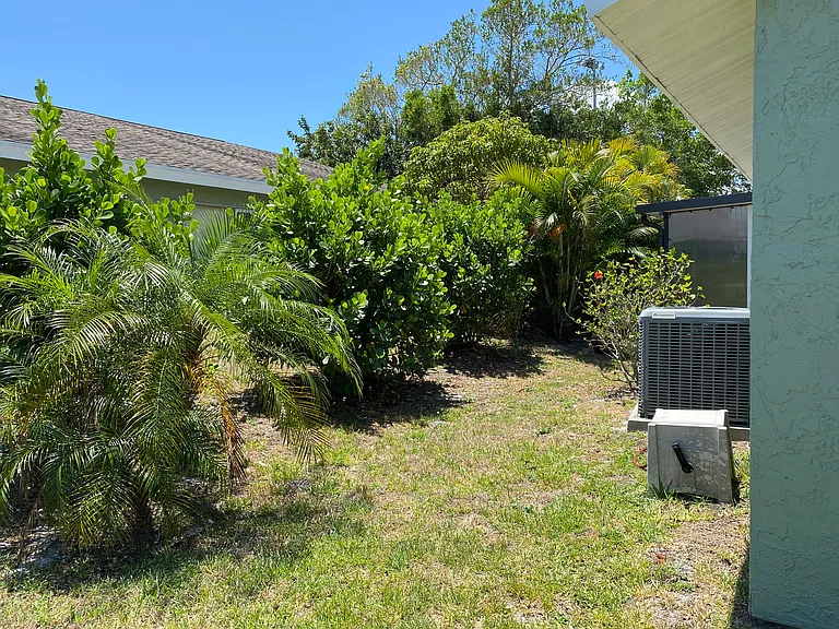1781 SE Linpark Ct — Photo 63
