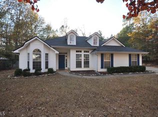 24 Sweetwater Pl, Sharpsburg, GA 30277