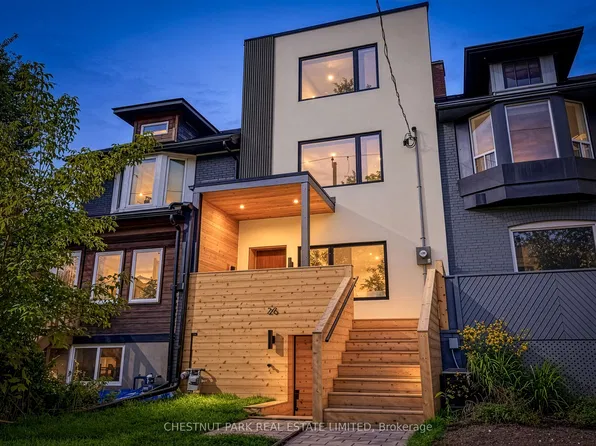 26 Caroline Ave, Toronto, ON M4M 2X7