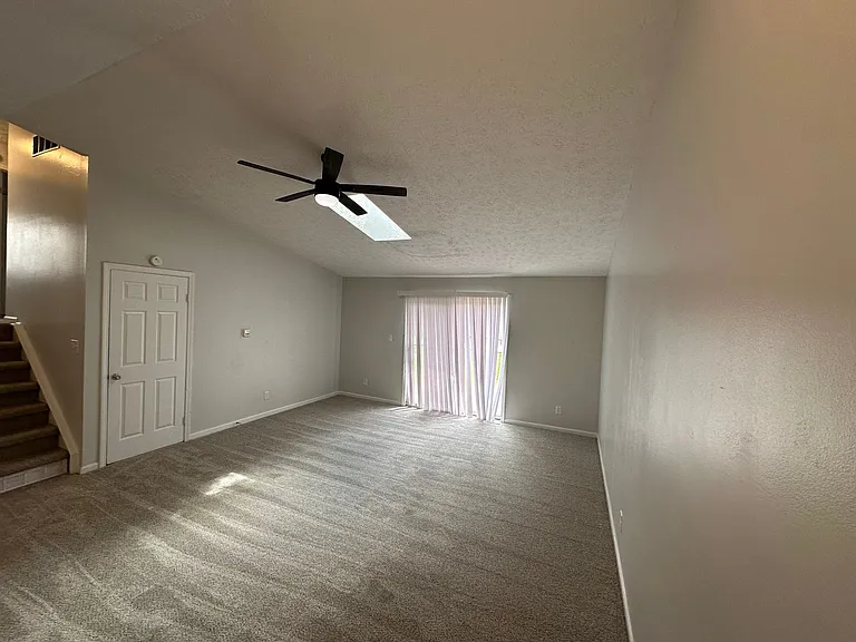 11029 Amburg Ct — Photo 15