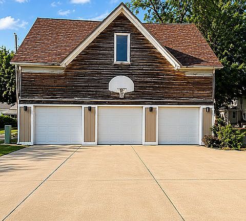 3 car garage