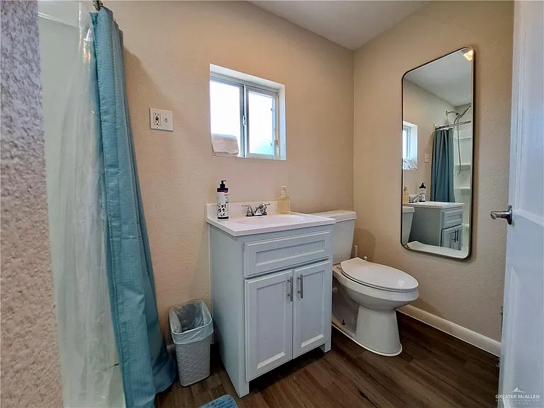 405 Cedar Ave — Photo 15