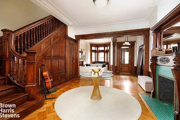 Rented by Brown Harris Stevens | media 4