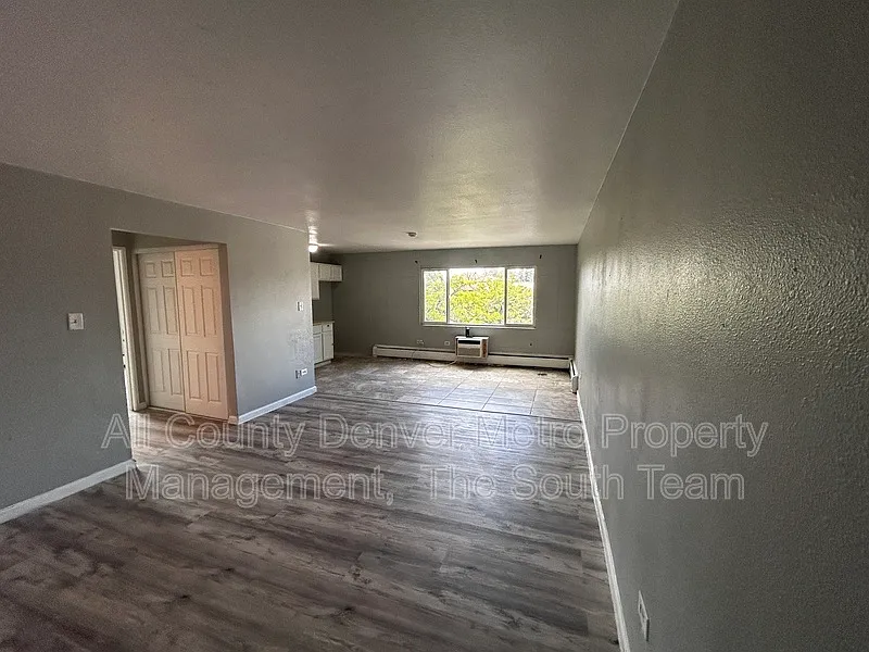 1 bed, 1.0 bath, 540 sqft, $795 — Photo 2