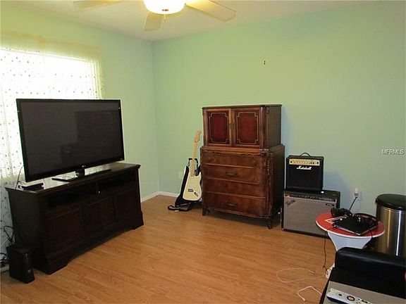 4th image of 3660 Jonquil Ln