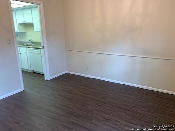 4th image of 5130 Gawain Dr