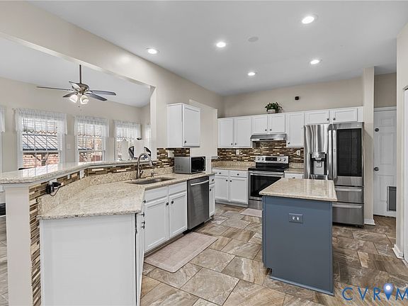 5th image of 7706 Hungary Woods Pl