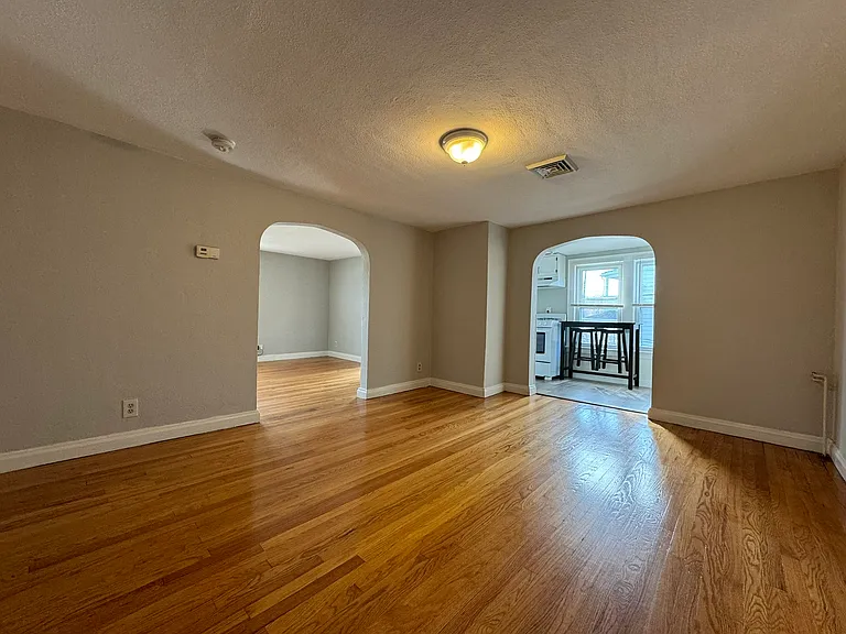 66 Lyman St #4 — Photo 7