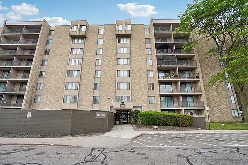 The Heights of Southfield Apartments Photo 1