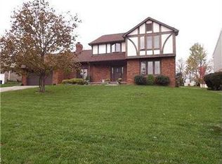 170 Cedar Ridge Dr, Monaca, PA 15061