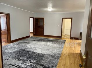 245 Central Ave S APT 1, Valley City, ND 58072