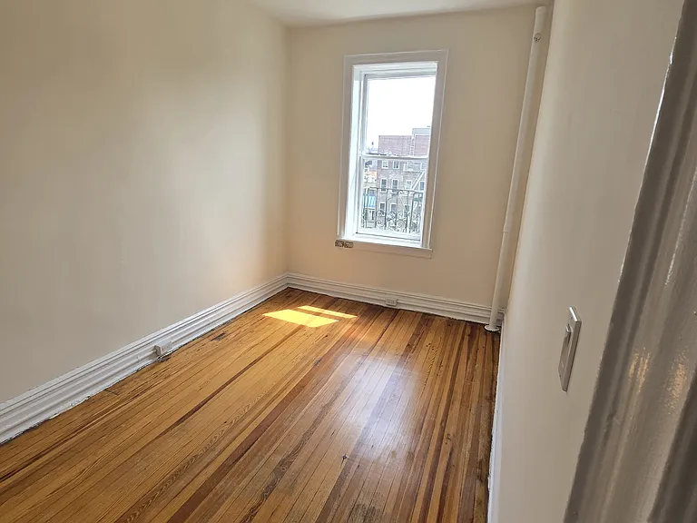 33 Bank St #26 — Photo 7