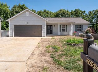2095 Birchwood Dr, Barnhart, MO 63012
