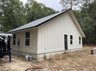 46 Caswell Dr, Defuniak Springs, FL 32435