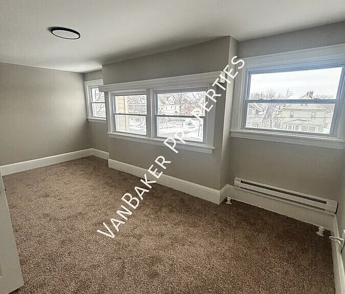 859 Kenmore Blvd #3 — Photo 2