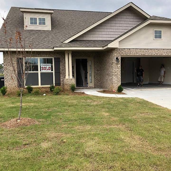 1st image of 2462 Bell Manor Dr