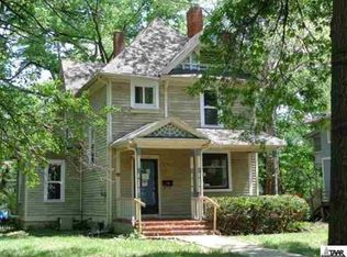 1524 SW College Ave, Topeka, KS 66604