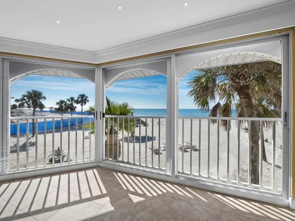 1336 Benjamin Franklin Dr APT 2A, Sarasota, FL 34236